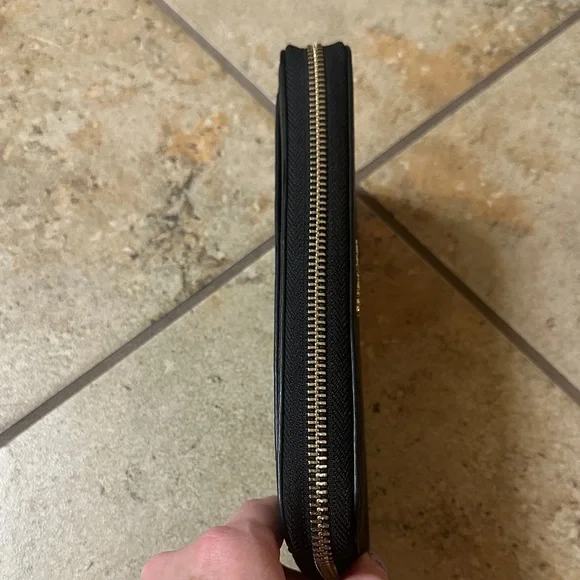 Kate Spade Black Textured Zip Wallet - Picture 3 of 4